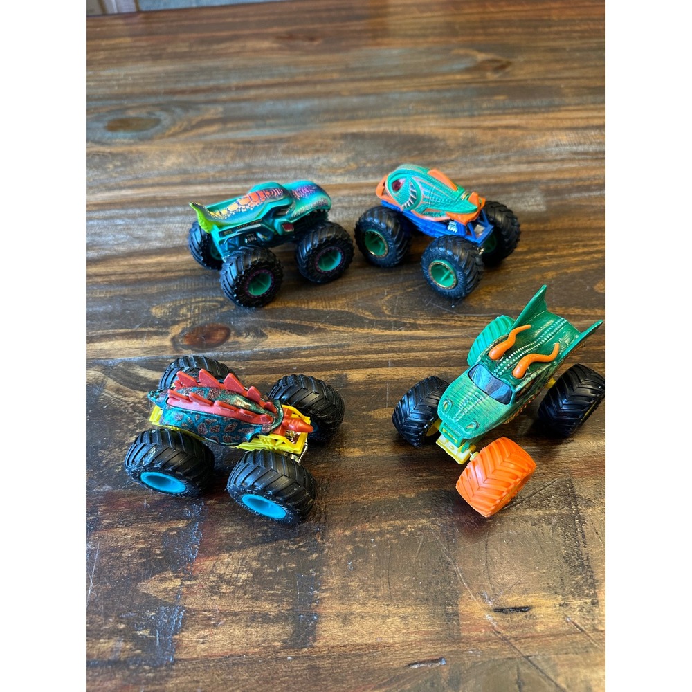 Monster Jam Truck Lot 4 Dragon‎ Motosaurus Megawrex Piran-ahhhh Hot Wheels 1:64